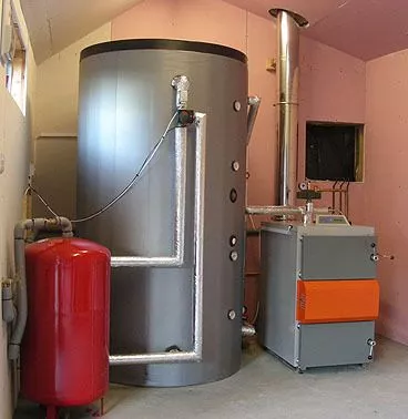 buffer tank used with a biomass boiler hydronic systems; buffer tanks